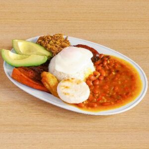 Bandeja Paisa Completa + Bebida
